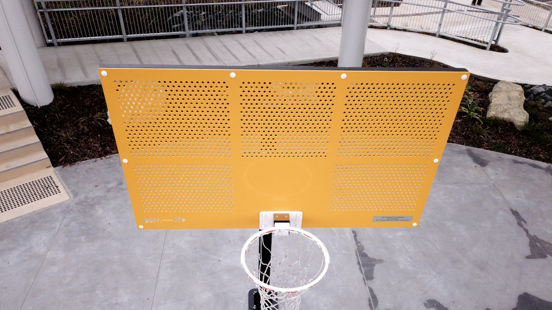 Grizzly Basketball Hoop with Yellow Alu Backboard