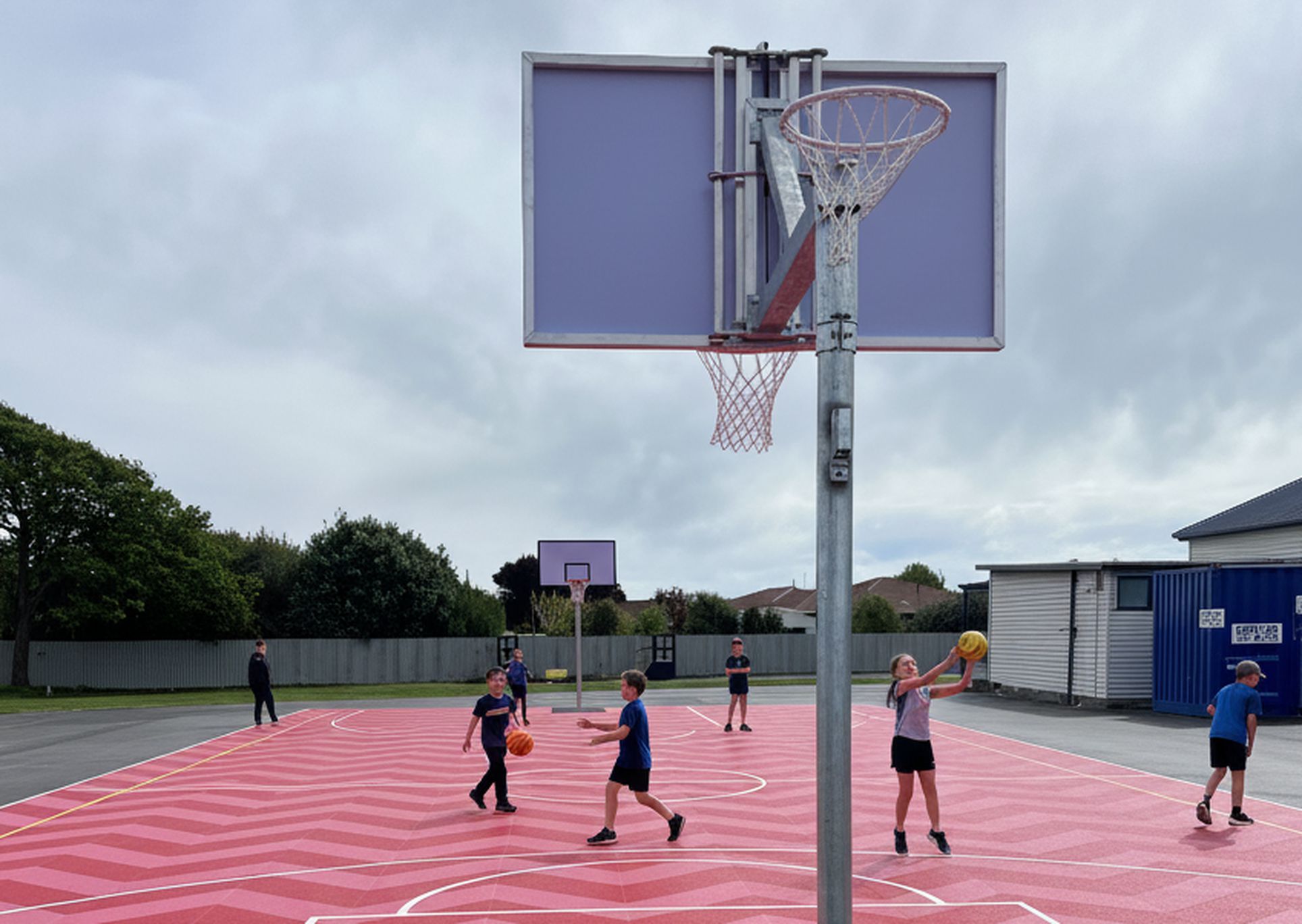 Basketball/Netball Adjustable Hoop Basketball/Netball Adjustable Hoop