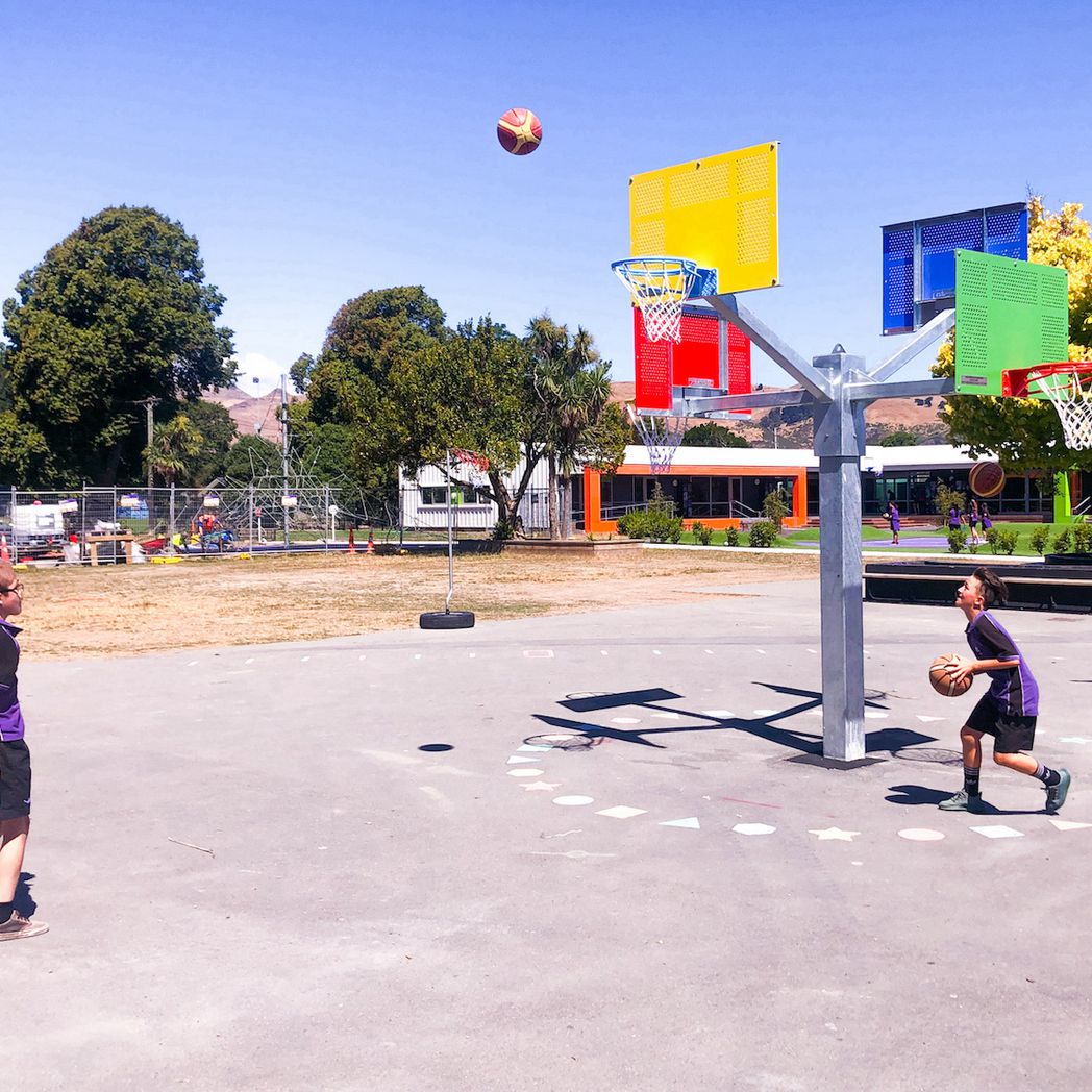 Basketball Four Way Hoop, Te Waka Unua School