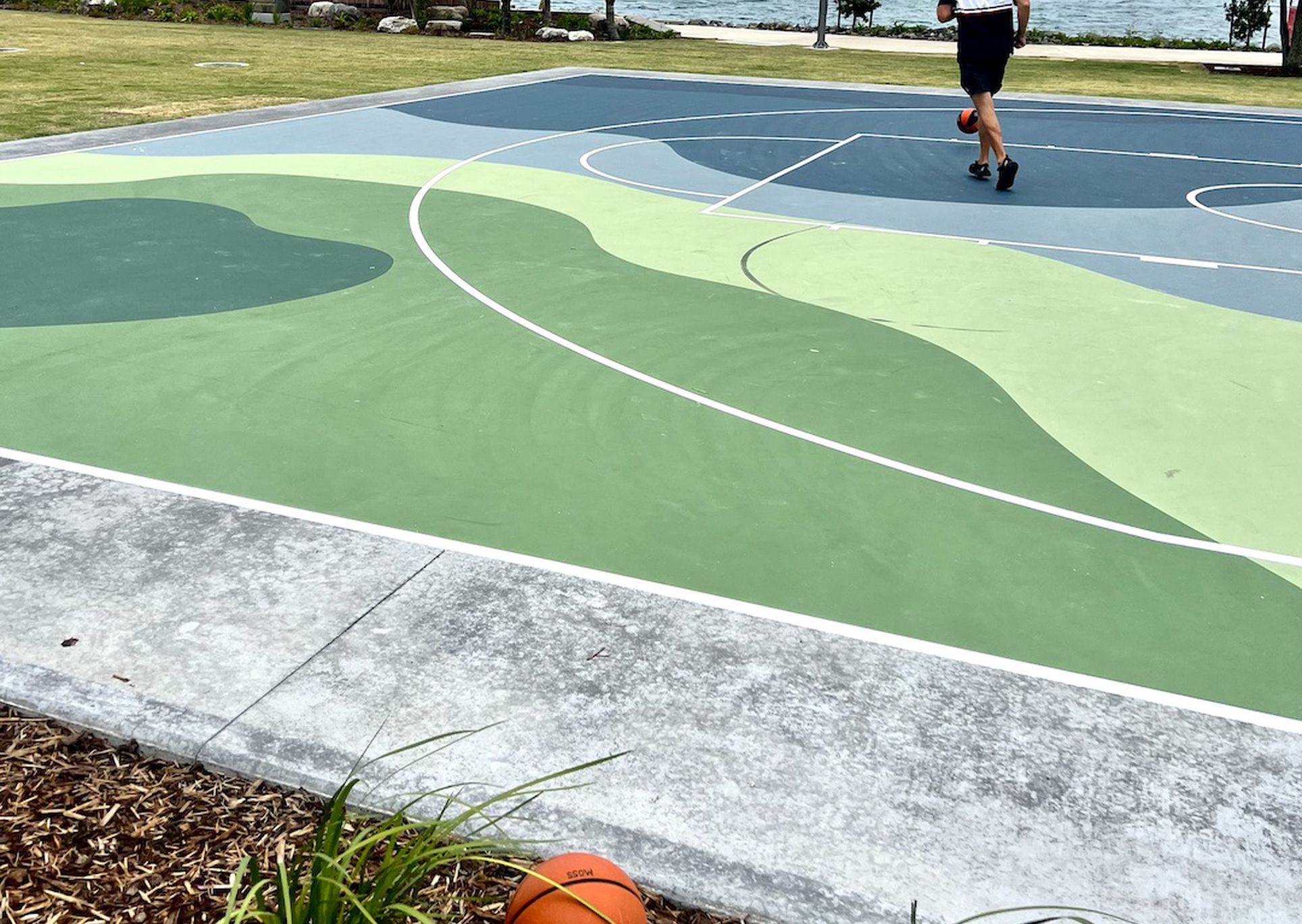 Tauranga Moana Art Court